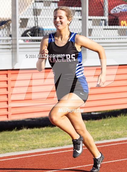 Thumbnail 2 in Weatherford Eagle Invitational (Track Events) photogallery.