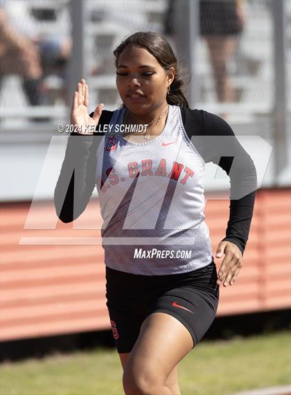 Thumbnail 1 in Weatherford Eagle Invitational (Track Events) photogallery.