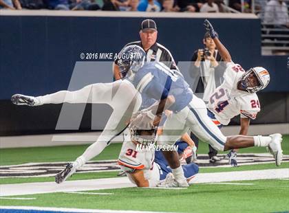 Thumbnail 3 in Wakeland @ Lone Star photogallery.