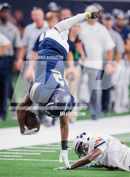 Thumbnail 2 in Wakeland @ Lone Star photogallery.