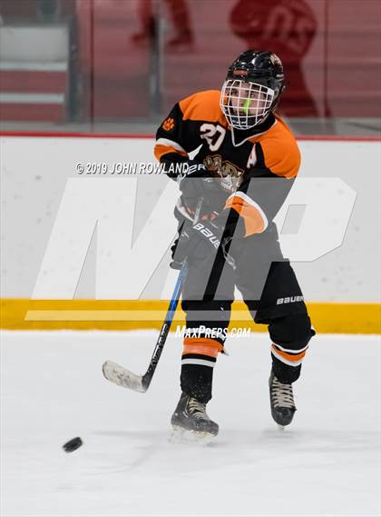 Thumbnail 2 in Lake Forest vs. Libertyville photogallery.