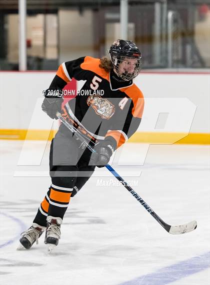 Thumbnail 1 in Lake Forest vs. Libertyville photogallery.