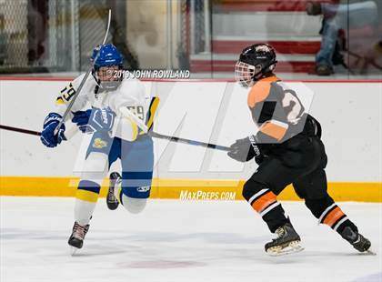 Thumbnail 2 in Lake Forest vs. Libertyville photogallery.