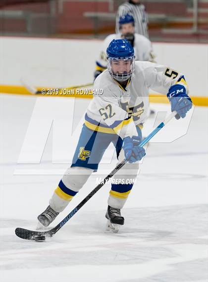 Thumbnail 3 in Lake Forest vs. Libertyville photogallery.