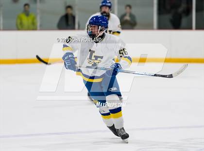 Thumbnail 3 in Lake Forest vs. Libertyville photogallery.
