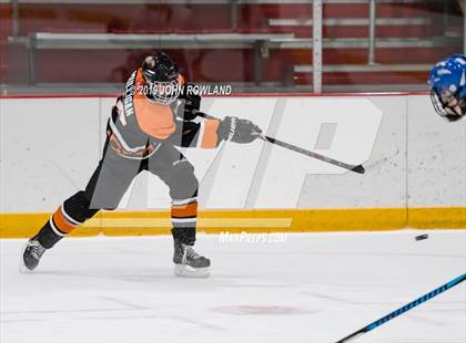Thumbnail 2 in Lake Forest vs. Libertyville photogallery.
