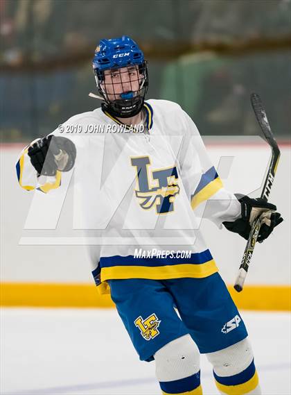 Thumbnail 1 in Lake Forest vs. Libertyville photogallery.