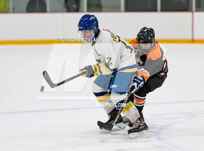 Thumbnail 2 in Lake Forest vs. Libertyville photogallery.