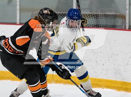 Thumbnail 2 in Lake Forest vs. Libertyville photogallery.