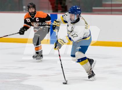 Thumbnail 2 in Lake Forest vs. Libertyville photogallery.