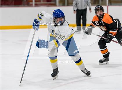 Thumbnail 3 in Lake Forest vs. Libertyville photogallery.