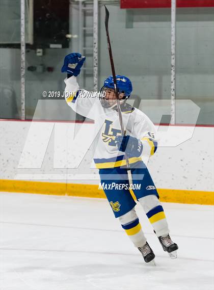 Thumbnail 2 in Lake Forest vs. Libertyville photogallery.