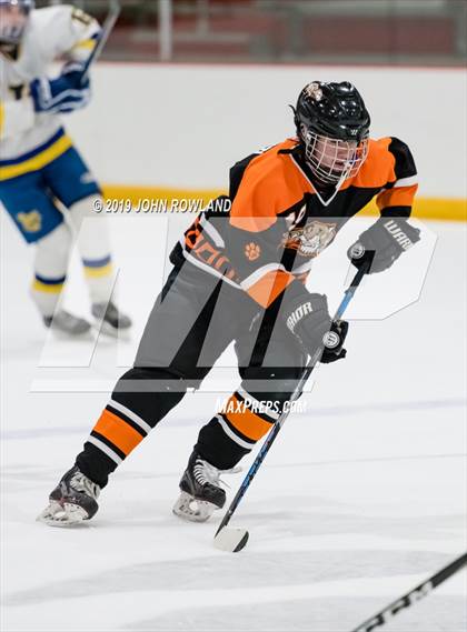 Thumbnail 2 in Lake Forest vs. Libertyville photogallery.