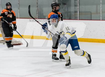 Thumbnail 2 in Lake Forest vs. Libertyville photogallery.
