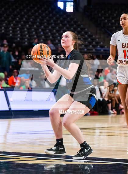 Thumbnail 2 in East Bladen vs East Columbus (NCHSAA 1A East Regional Final) photogallery.