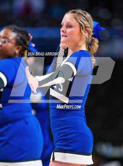 Thumbnail 2 in East Bladen vs East Columbus (NCHSAA 1A East Regional Final) photogallery.