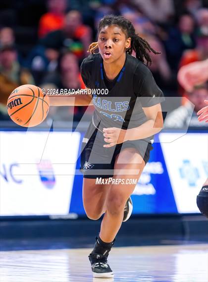 Thumbnail 1 in East Bladen vs East Columbus (NCHSAA 1A East Regional Final) photogallery.