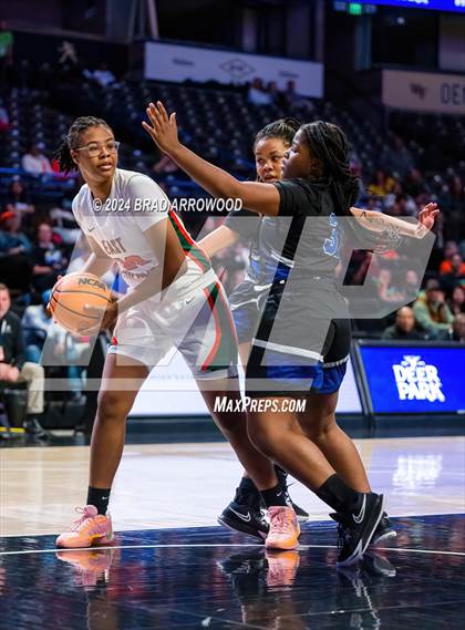 Thumbnail 3 in East Bladen vs East Columbus (NCHSAA 1A East Regional Final) photogallery.