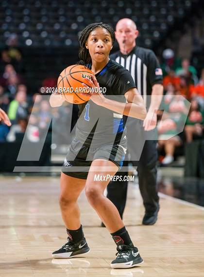 Thumbnail 3 in East Bladen vs East Columbus (NCHSAA 1A East Regional Final) photogallery.
