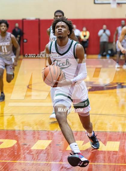 Thumbnail 2 in Lawrence Central vs. Indianapolis Arsenal Technical (IHSAA 4A Sectional Rd 2) photogallery.
