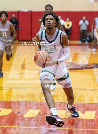 Thumbnail 1 in Lawrence Central vs. Indianapolis Arsenal Technical (IHSAA 4A Sectional Rd 2) photogallery.