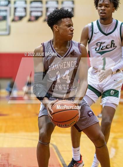 Thumbnail 1 in Lawrence Central vs. Indianapolis Arsenal Technical (IHSAA 4A Sectional Rd 2) photogallery.