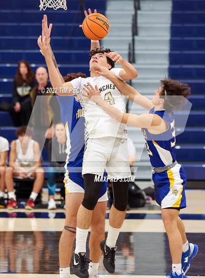 Thumbnail 1 in Fountain Valley @ Canyon photogallery.