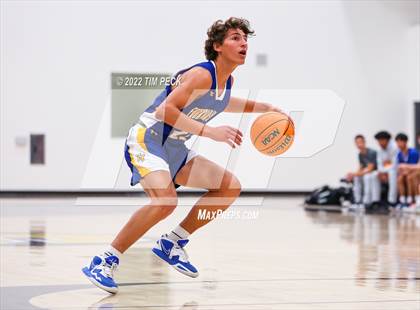 Thumbnail 1 in Fountain Valley @ Canyon photogallery.