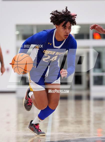 Thumbnail 1 in Fountain Valley @ Canyon photogallery.