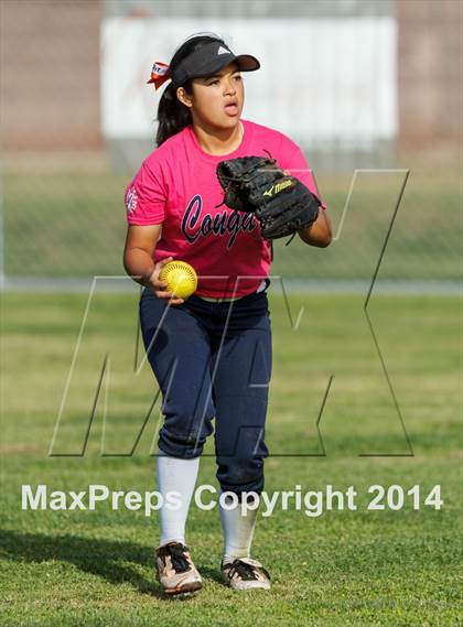 Thumbnail 2 in Coronado vs. Foothill photogallery.