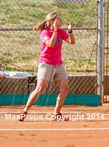 Thumbnail 1 in Coronado vs. Foothill photogallery.