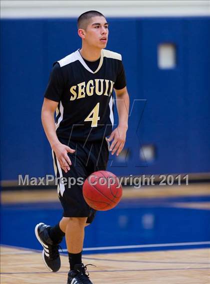 Thumbnail 2 in Seguin @ Clark photogallery.