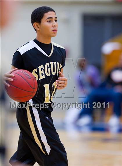 Thumbnail 1 in Seguin @ Clark photogallery.