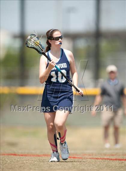 Thumbnail 2 in Allen v Kingwood (D2 TGHSLL State Quarterfinal) photogallery.