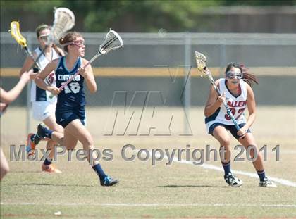 Thumbnail 3 in Allen v Kingwood (D2 TGHSLL State Quarterfinal) photogallery.