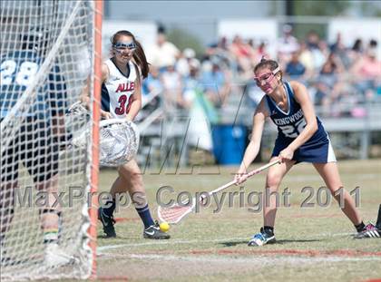Thumbnail 2 in Allen v Kingwood (D2 TGHSLL State Quarterfinal) photogallery.