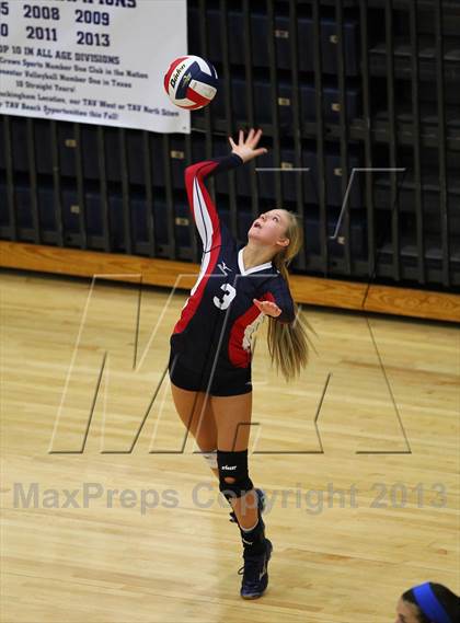 Thumbnail 1 in Boyd vs Clear Lake (Texas Open Tournament) photogallery.