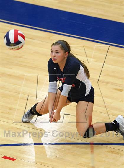 Thumbnail 2 in Boyd vs Clear Lake (Texas Open Tournament) photogallery.