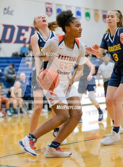 Thumbnail 2 in Bainbridge @ Eastside Catholic photogallery.
