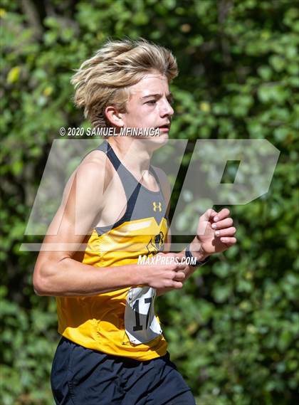 Thumbnail 3 in Lincoln Cross Country Meet photogallery.
