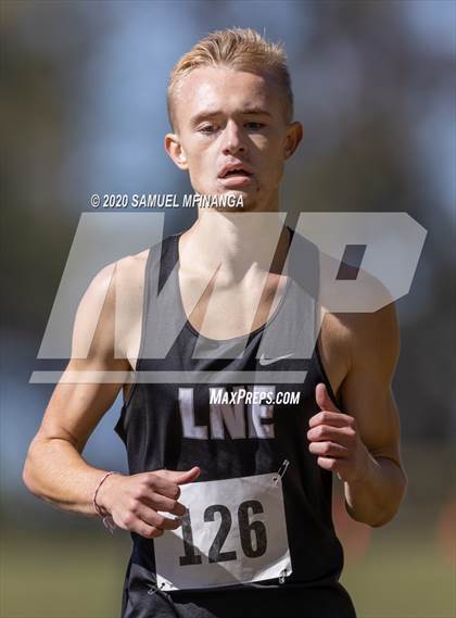 Thumbnail 1 in Lincoln Cross Country Meet photogallery.