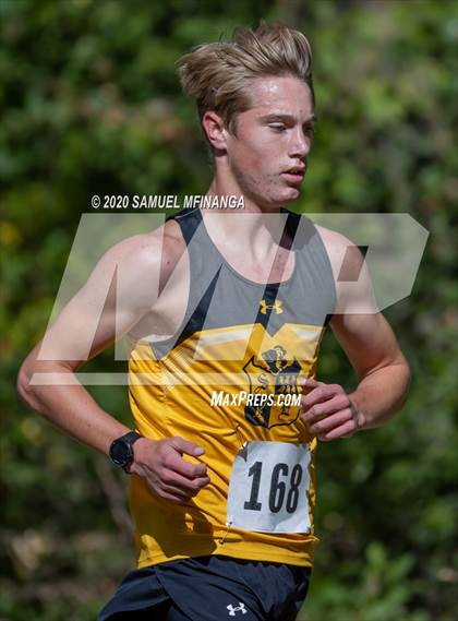 Thumbnail 1 in Lincoln Cross Country Meet photogallery.
