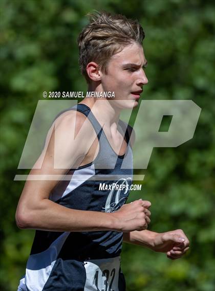 Thumbnail 2 in Lincoln Cross Country Meet photogallery.