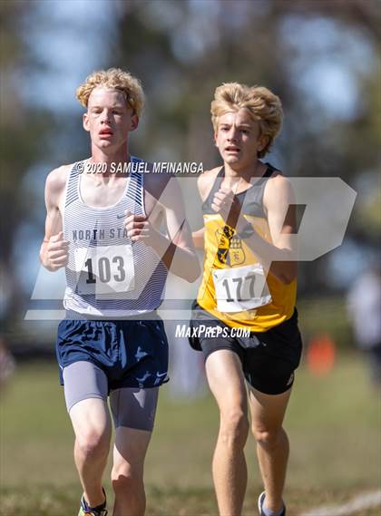 Thumbnail 1 in Lincoln Cross Country Meet photogallery.