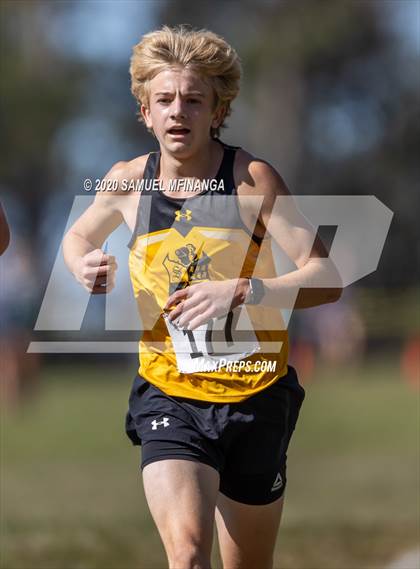Thumbnail 1 in Lincoln Cross Country Meet photogallery.
