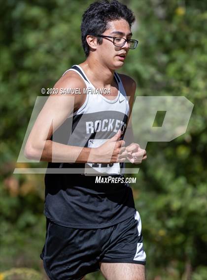 Thumbnail 1 in Lincoln Cross Country Meet photogallery.