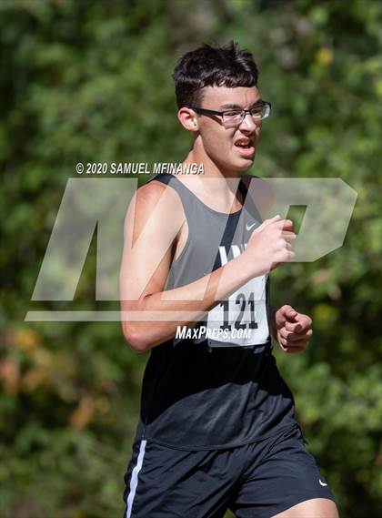 Thumbnail 2 in Lincoln Cross Country Meet photogallery.