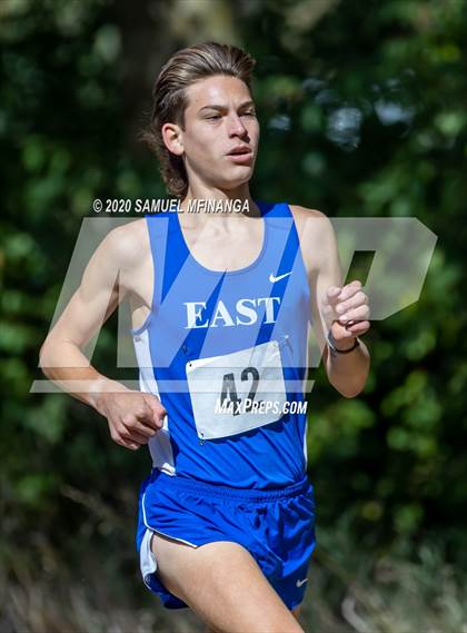 Thumbnail 1 in Lincoln Cross Country Meet photogallery.