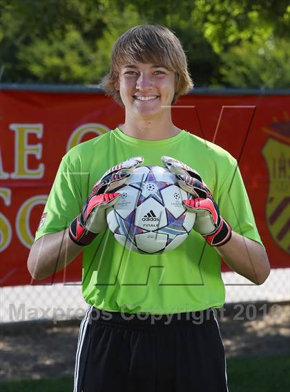 Thumbnail 3 in Jesuit (Preseason Early Contenders Soccer Photo Shoot) photogallery.