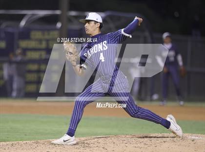 Thumbnail 2 in Bonita Vista vs. Point Loma (CIF SDS Division 2 Final) photogallery.